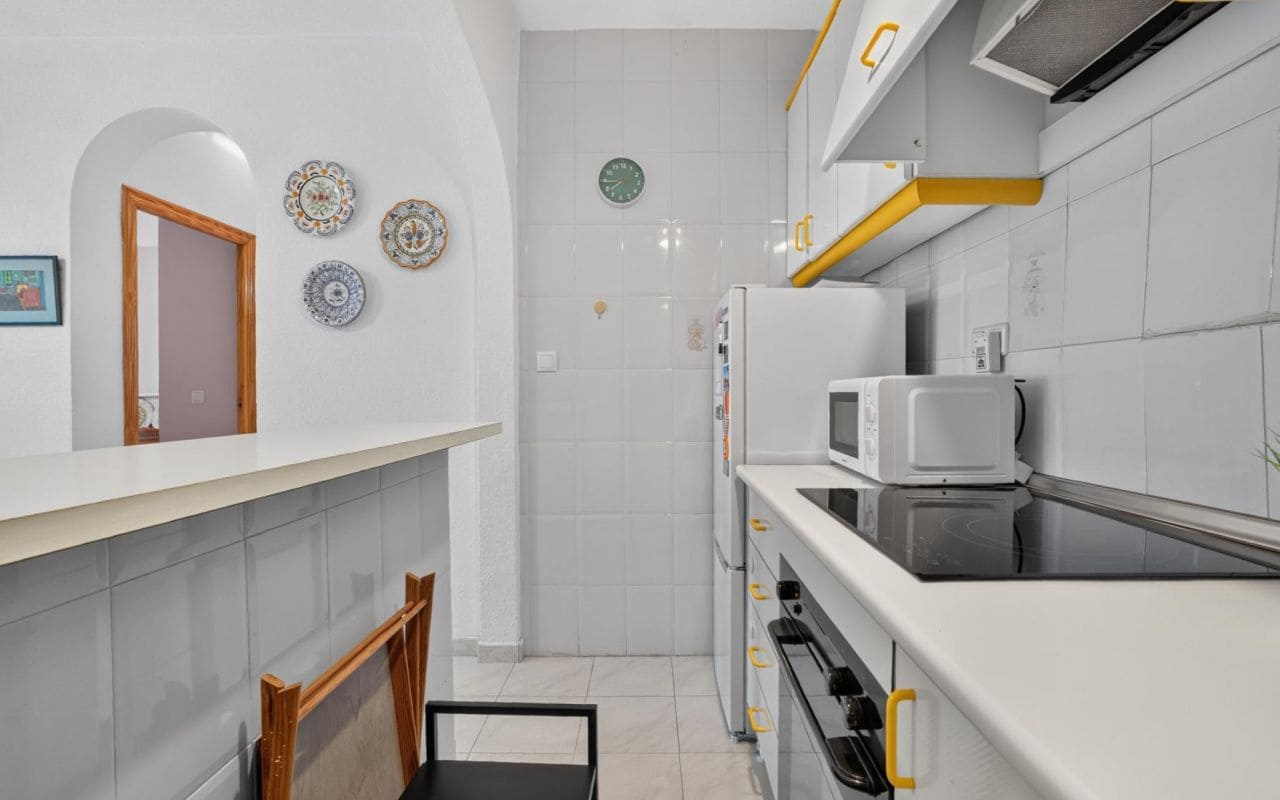 2 soverom Bungalow til salgs i Orihuela Costa med svømmebasseng - € 165 000 (Ref: 10169340)