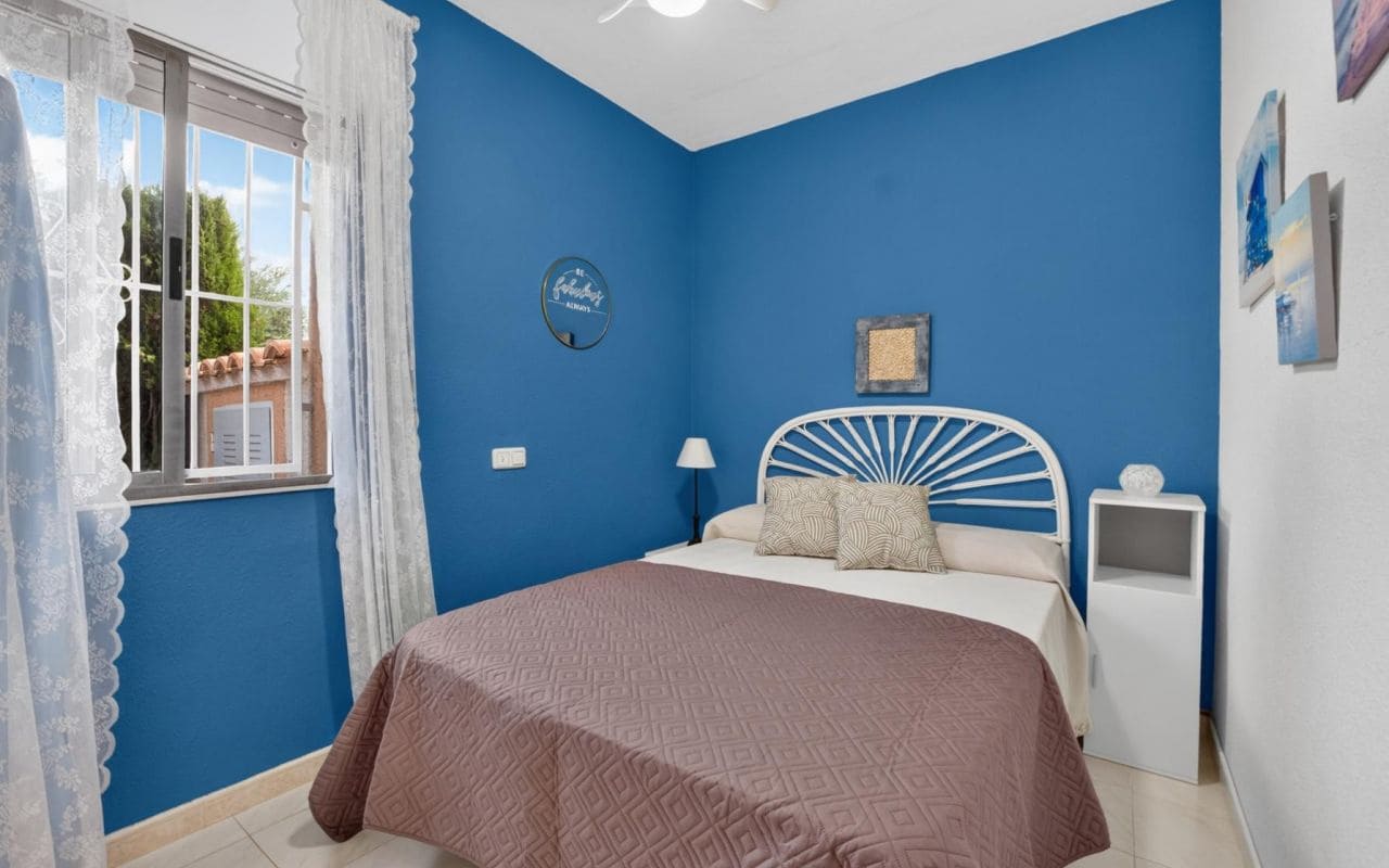 2 soverom Bungalow til salgs i Orihuela Costa med svømmebasseng - € 165 000 (Ref: 10169340)
