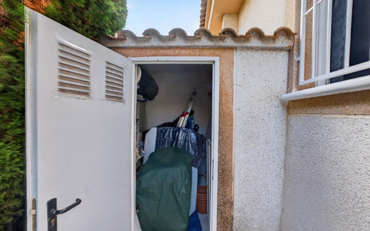 2 soverom Bungalow til salgs i Orihuela Costa med svømmebasseng - € 165 000 (Ref: 10169340)