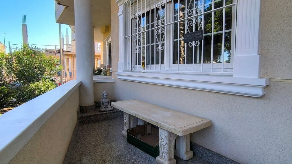 3 Zimmer Haus zu verkaufen in Almoradi mit Pool Garage - 235.000 € (Ref: 10170152)