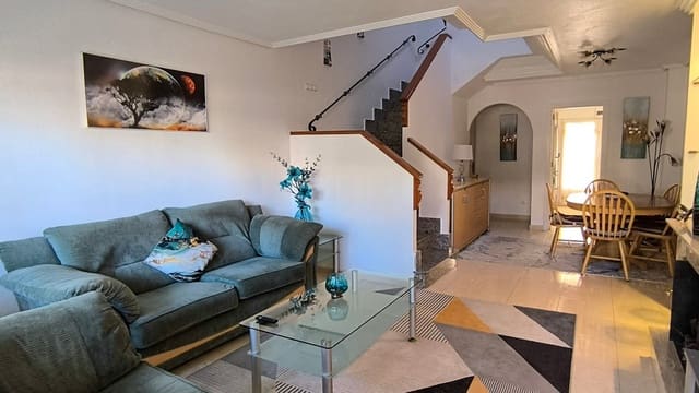 3 Zimmer Haus zu verkaufen in Almoradí mit Pool Garage - 235.000 € (Ref: 10170152)