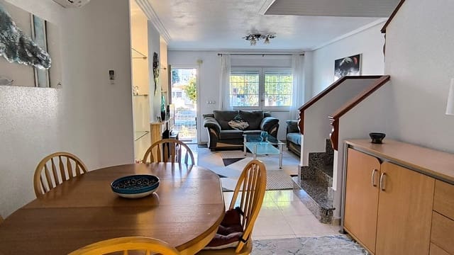 3 Zimmer Haus zu verkaufen in Almoradí mit Pool Garage - 235.000 € (Ref: 10170152)