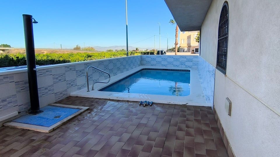 3 Zimmer Haus zu verkaufen in Almoradi mit Pool Garage - 235.000 € (Ref: 10170152)