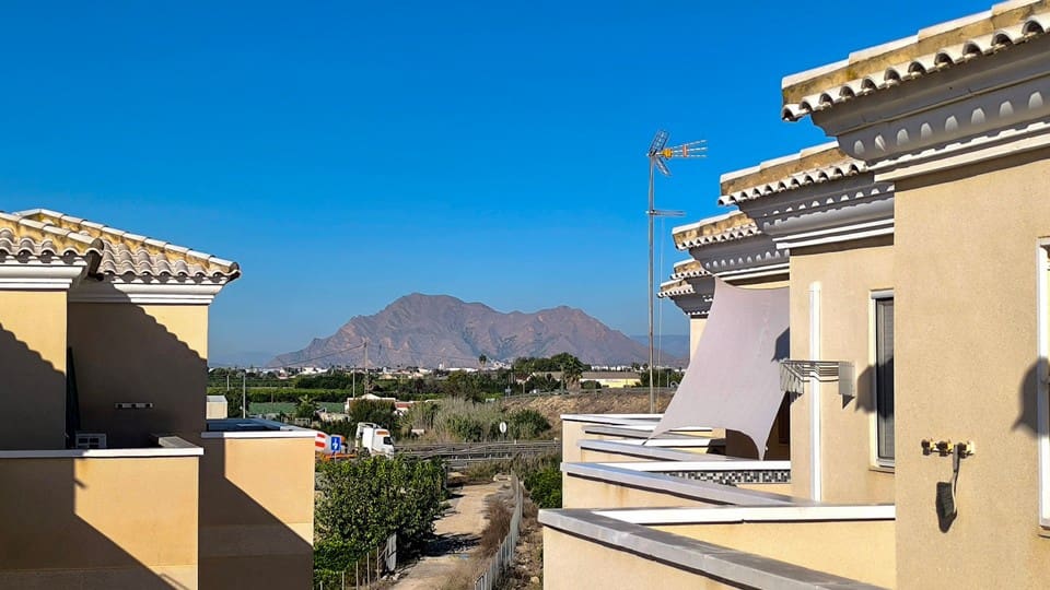 3 Zimmer Haus zu verkaufen in Almoradi mit Pool Garage - 235.000 € (Ref: 10170152)