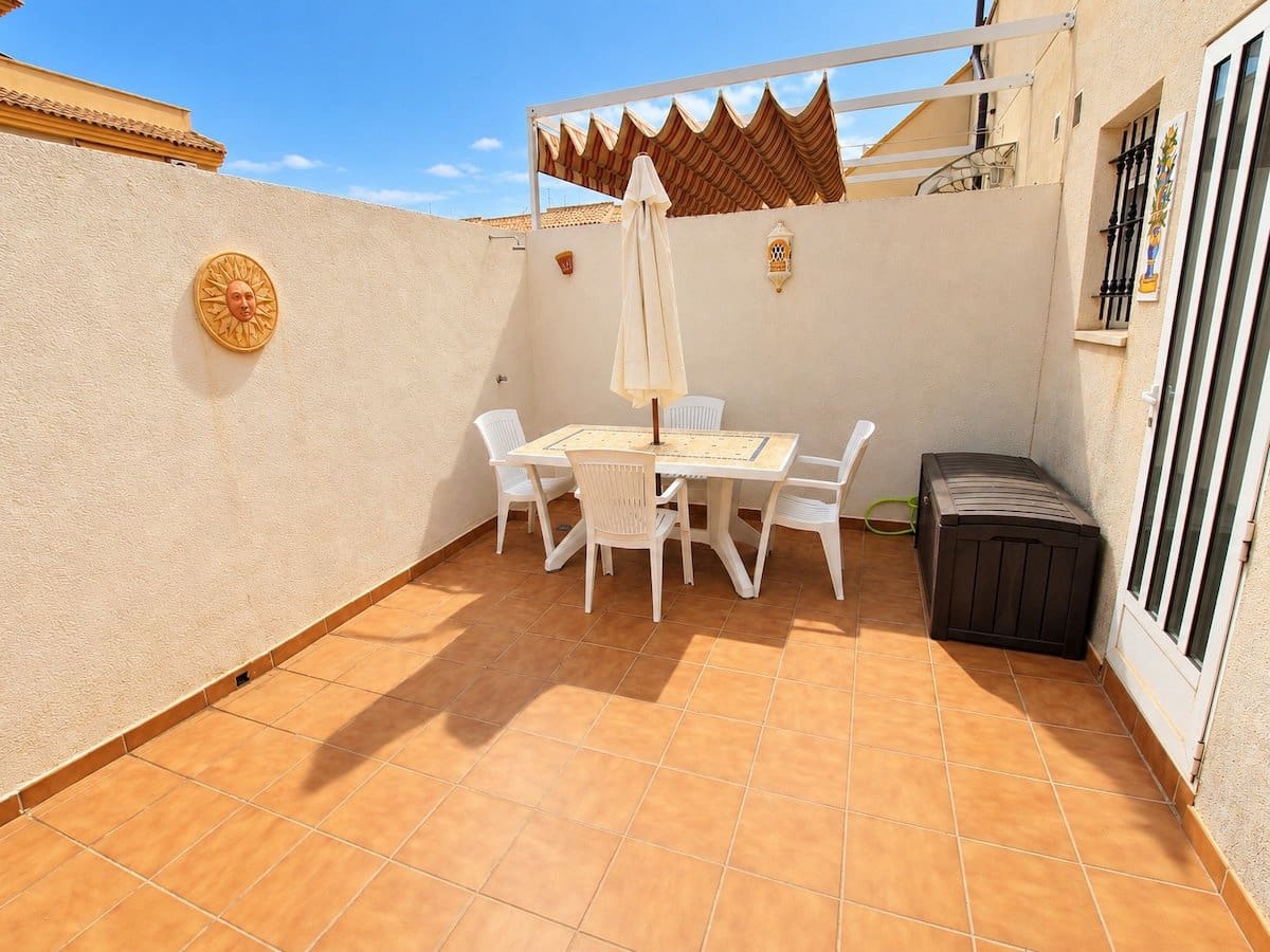 Casa de 3 habitaciones en Daya Nueva en venta con piscina - 169.500 € (Ref: 10174733)