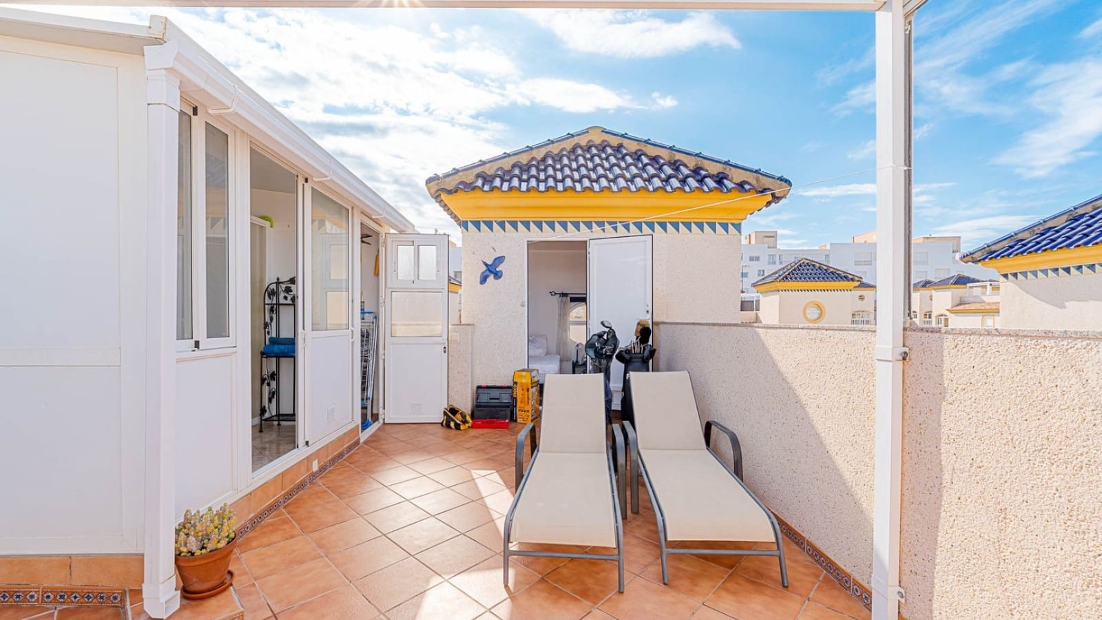 2 Zimmer Apartment zu verkaufen in Guardamar del Segura mit Pool Garage - 190.000 € (Ref: 10175495)