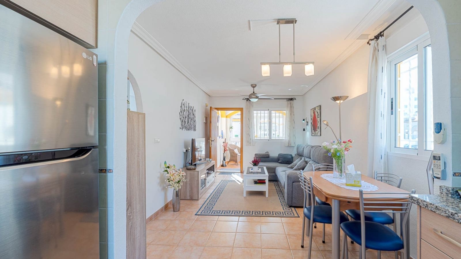 2 Zimmer Apartment zu verkaufen in Guardamar del Segura mit Pool Garage - 190.000 € (Ref: 10175495)