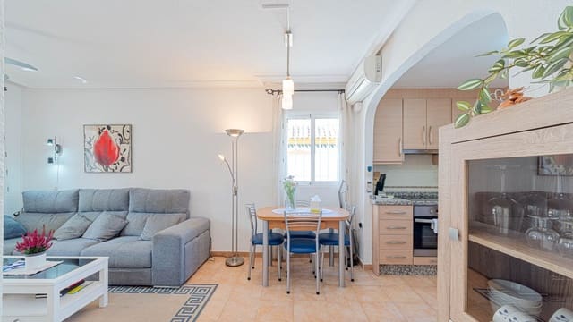 2 Zimmer Apartment zu verkaufen in El Edén, Guardamar del Segura mit Pool Garage - 190.000 € (Ref: 10175495)