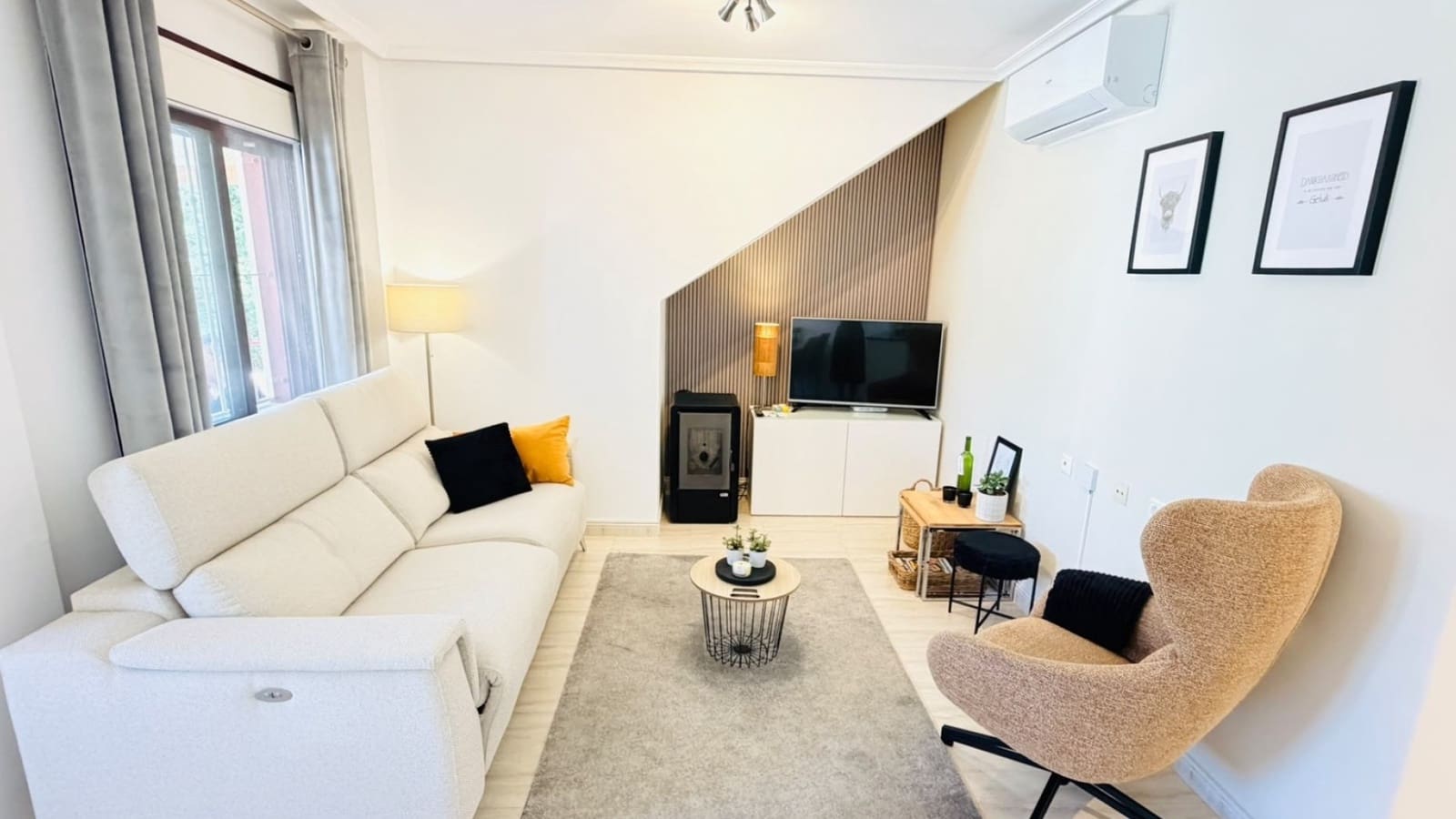 2 slaapkamer Bungalow te koop in Daya Vieja met zwembad - € 179.000 (Ref: 10175925)