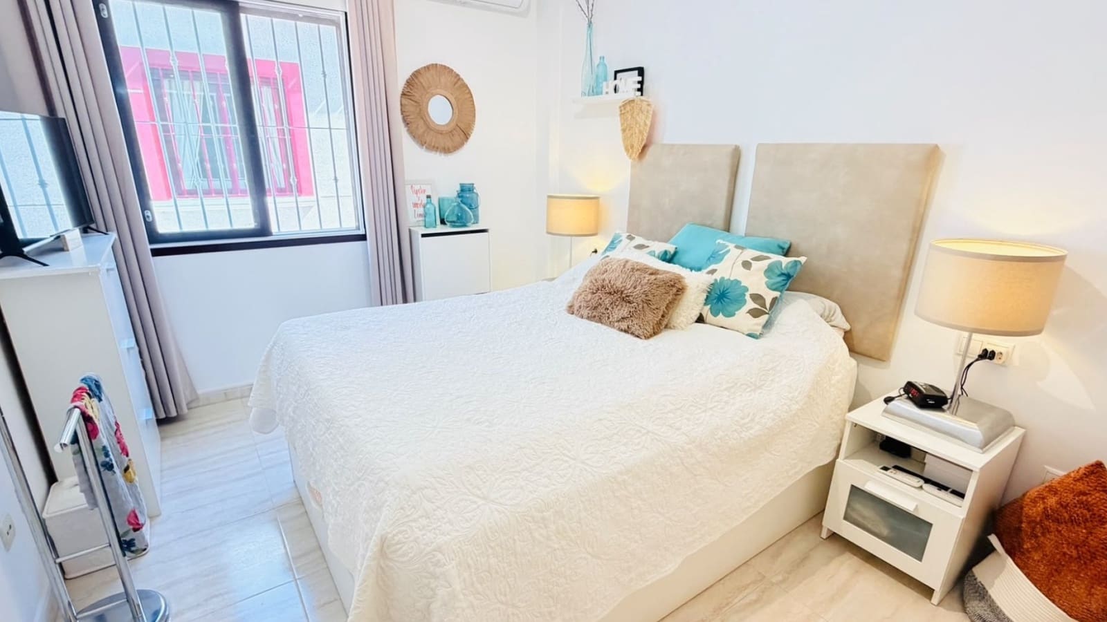 2 slaapkamer Bungalow te koop in Daya Vieja met zwembad - € 179.000 (Ref: 10175925)