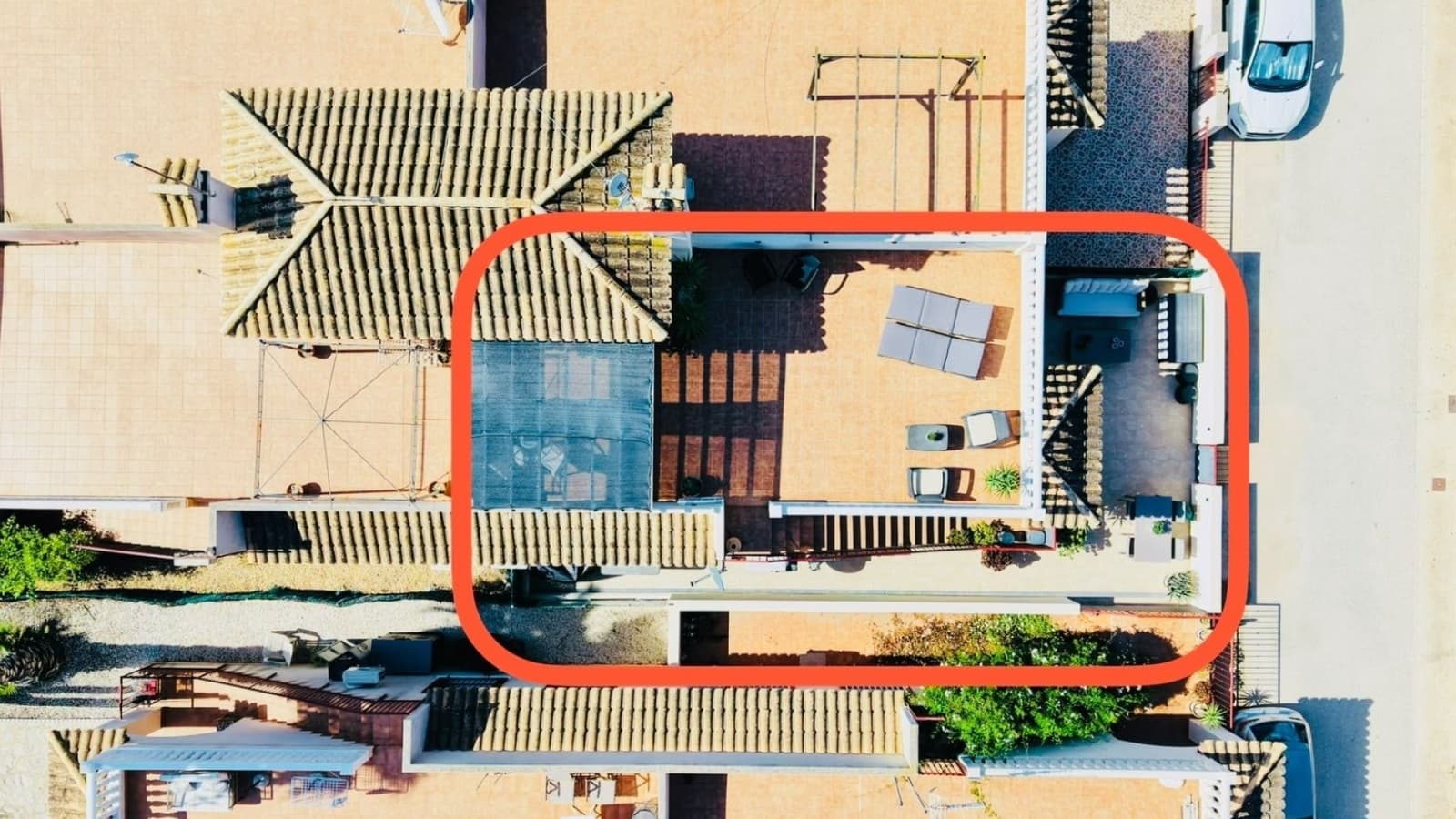 2 slaapkamer Bungalow te koop in Daya Vieja met zwembad - € 179.000 (Ref: 10175925)
