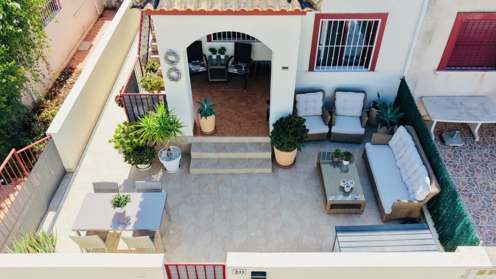 2 slaapkamer Bungalow te koop in Daya Vieja met zwembad - € 179.000 (Ref: 10175925)
