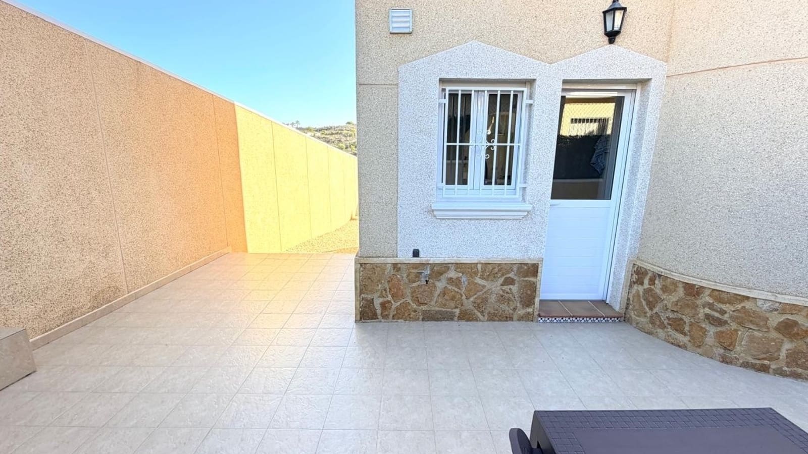 3 soverom Kjedet enebolig til salgs i Ciudad Quesada med svømmebasseng garasje - € 289 000 (Ref: 10175927)