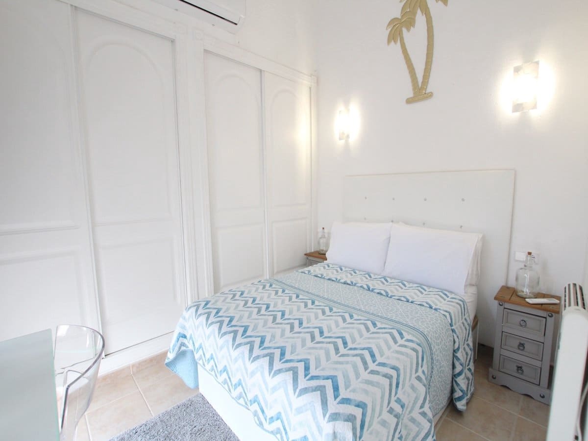 3 bedroom Villa for sale in Benimar with pool garage - € 215,000 (Ref: 10177507)