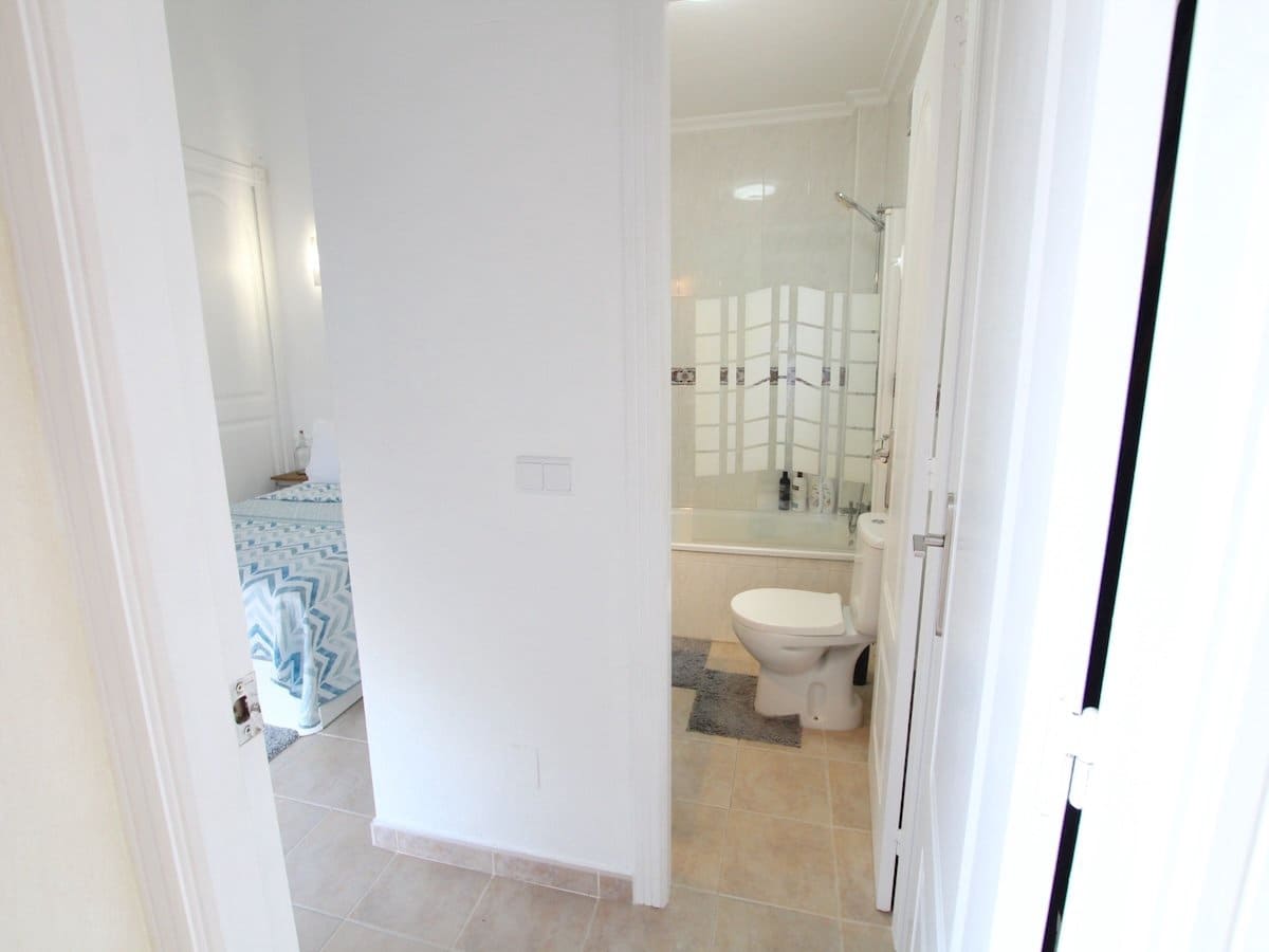3 bedroom Villa for sale in Benimar with pool garage - € 215,000 (Ref: 10177507)
