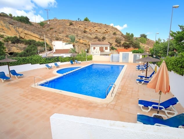 3 bedroom Villa for sale in Benimar, Benijófar - € 215,000 (Ref: 10177507)