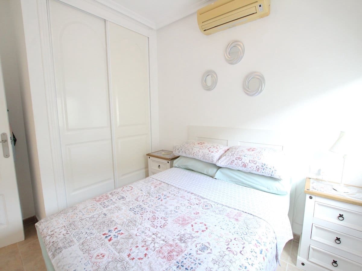 3 bedroom Villa for sale in Benimar with pool garage - € 215,000 (Ref: 10177507)