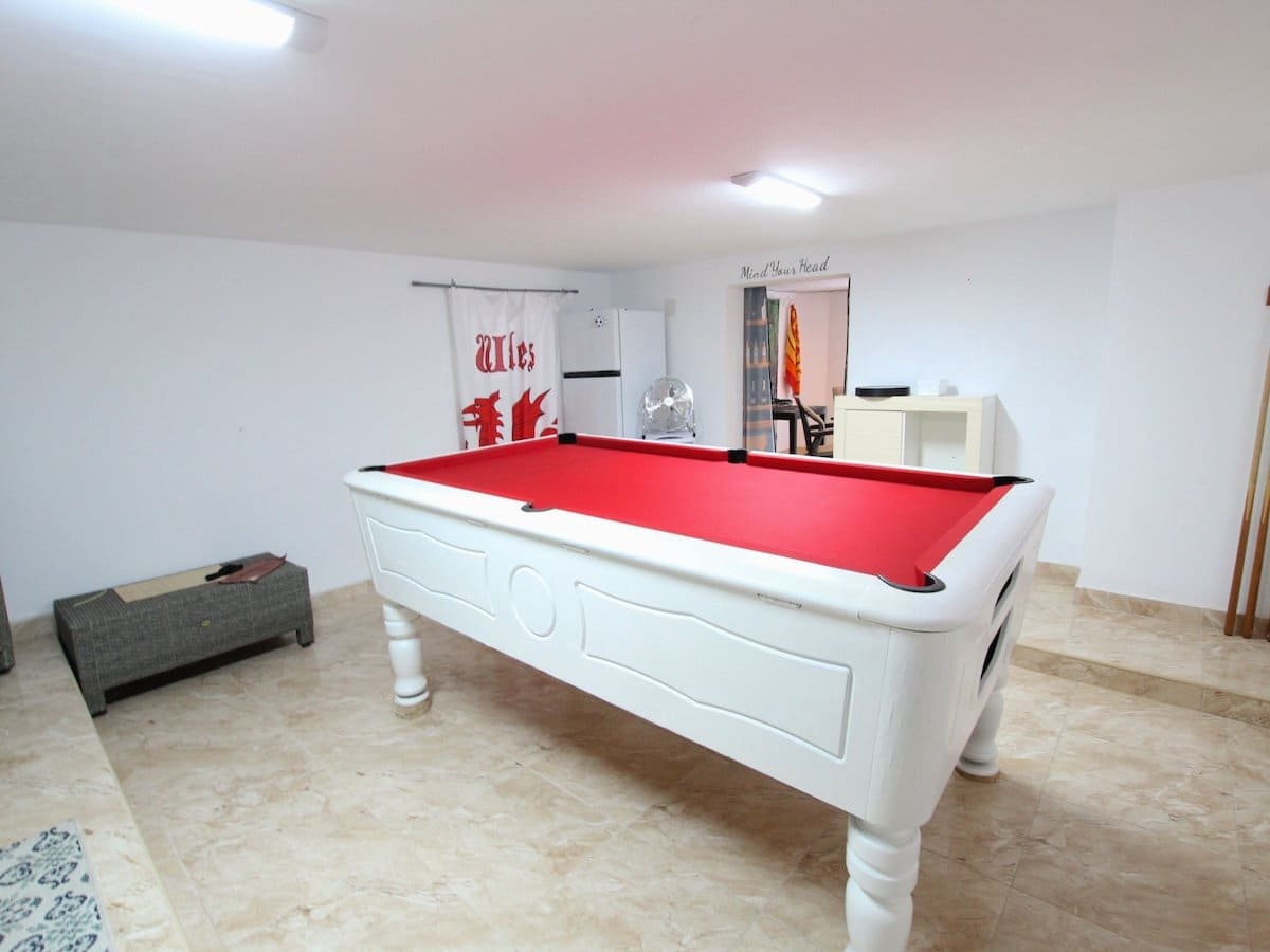 3 bedroom Villa for sale in Benimar with pool garage - € 215,000 (Ref: 10177507)