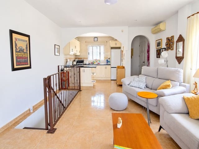 4 bedroom Villa for sale in Benimar, Benijófar with pool garage - € 315,000 (Ref: 10177677)