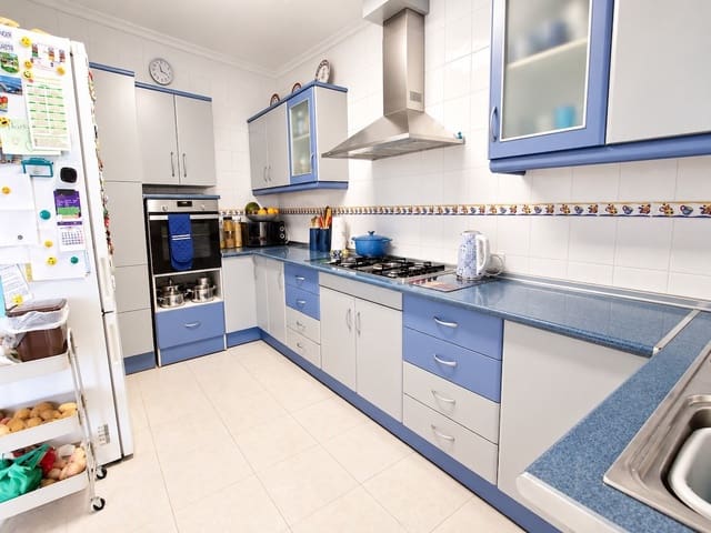 4 slaapkamer Halfvrijstaande villa te koop in Daya Vieja met zwembad garage - € 265.000 (Ref: 10179403)