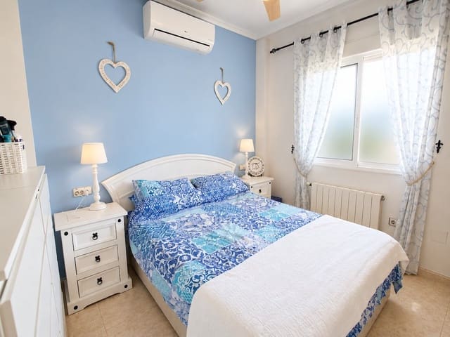 4 slaapkamer Halfvrijstaande villa te koop in Daya Vieja met zwembad garage - € 265.000 (Ref: 10179403)