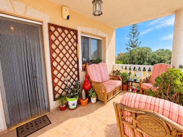 4 slaapkamer Halfvrijstaande villa te koop in Daya Vieja met zwembad garage - € 265.000 (Ref: 10179403)