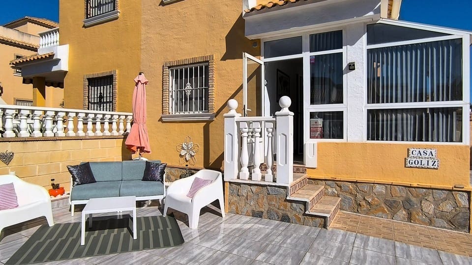 3 camera da letto Villetta a Schiera in vendita in Ciudad Quesada con piscina - 225.000 € (Rif: 10183882)