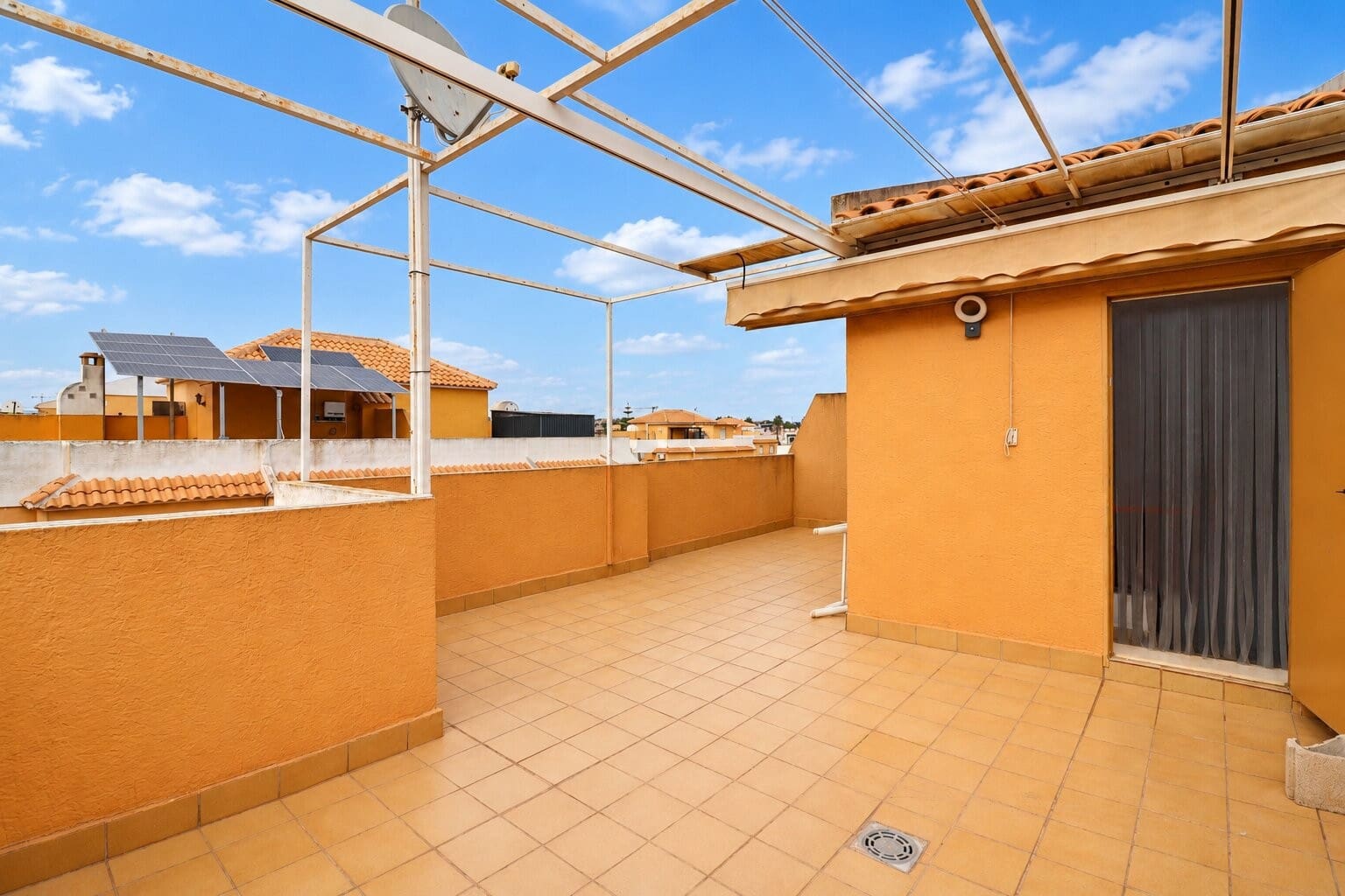 Adosado de 3 habitaciones en Ciudad Quesada en venta con piscina garaje - 250.000 € (Ref: 10187541)