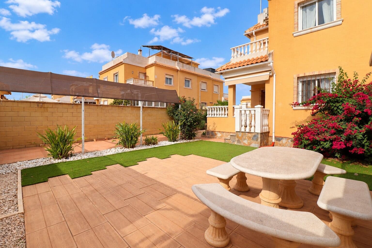 Adosado de 3 habitaciones en Ciudad Quesada en venta con piscina garaje - 250.000 € (Ref: 10187541)