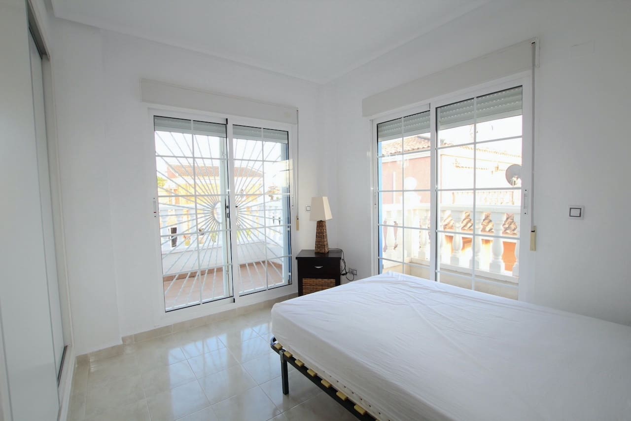 4 bedroom Villa for sale in Ciudad Quesada with pool garage - € 425,000 (Ref: 7313020)