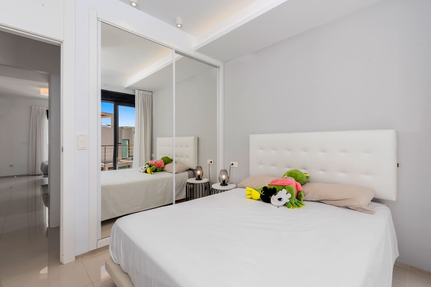 4 soveværelse Semi-Rækkehus til salg i Ciudad Quesada med swimmingpool - € 380.000 (Ref: 8649028)