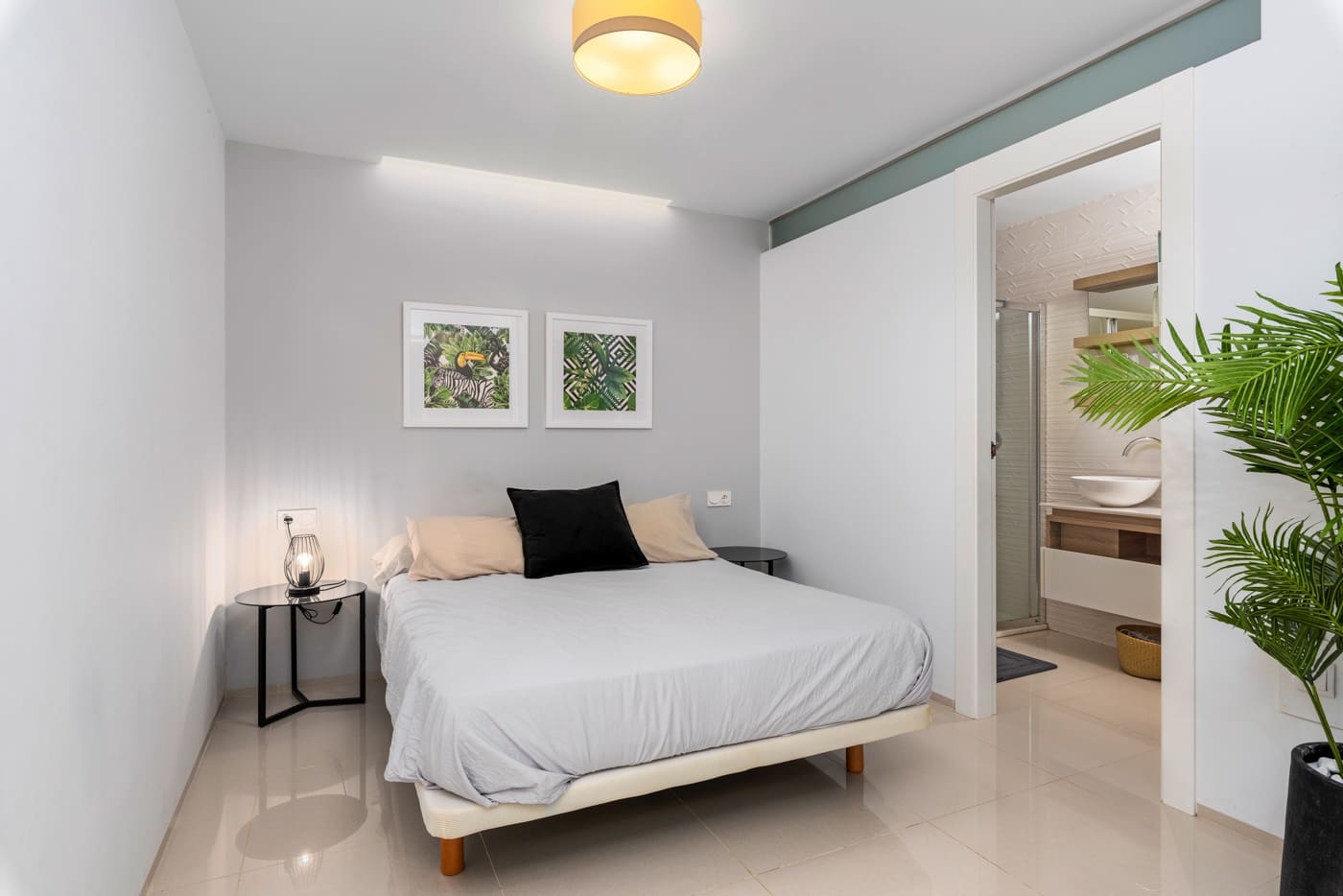 4 soveværelse Semi-Rækkehus til salg i Ciudad Quesada med swimmingpool - € 380.000 (Ref: 8649028)