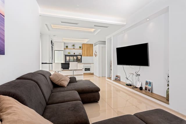 4 soveværelse Semi-Rækkehus til salg i Ciudad Quesada, Rojales med swimmingpool - € 380.000 (Ref: 8649028)