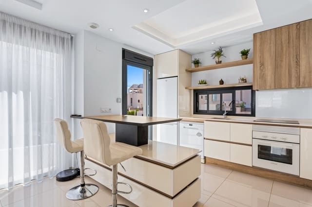 4 soveværelse Semi-Rækkehus til salg i Ciudad Quesada, Rojales med swimmingpool - € 380.000 (Ref: 8649028)