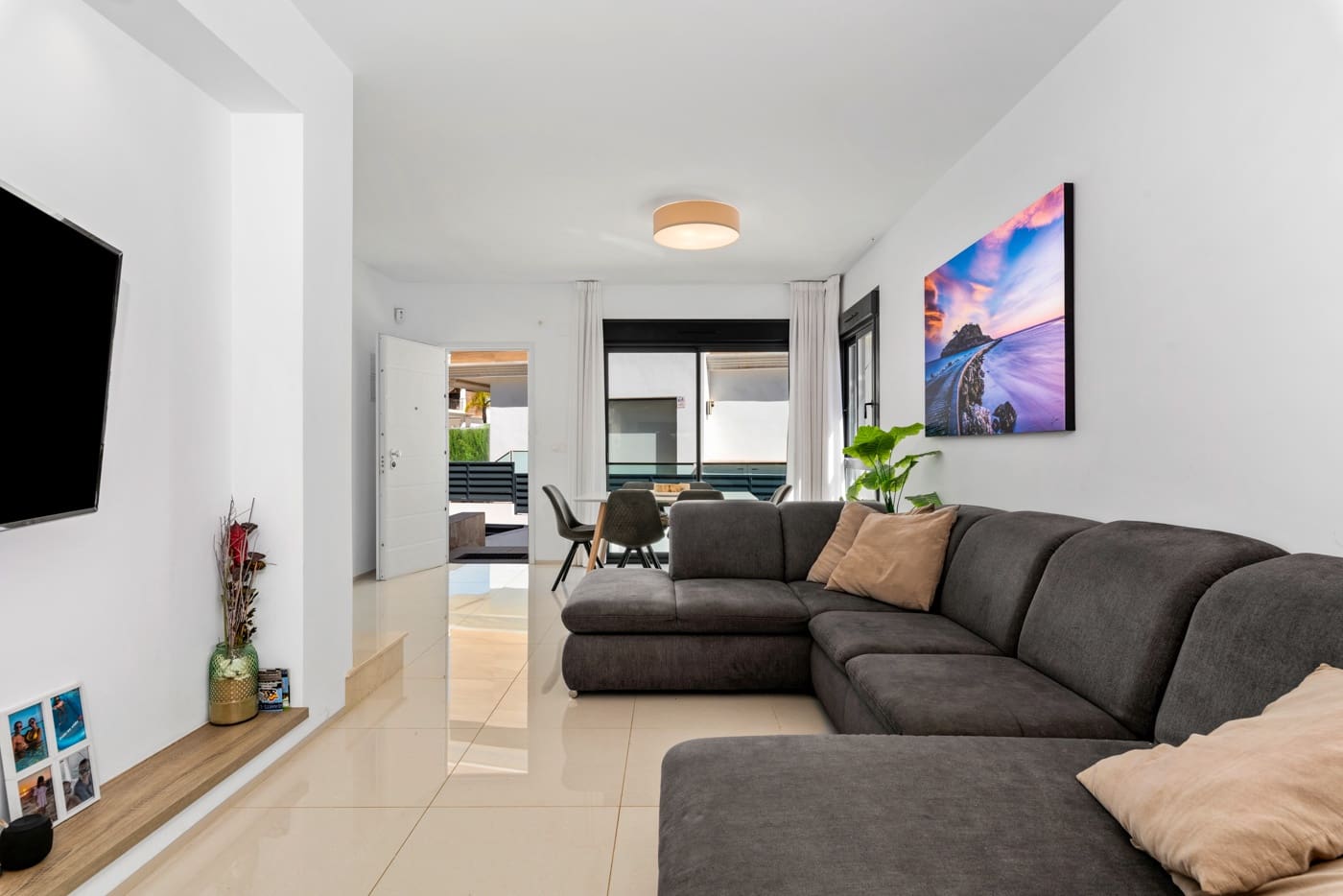 4 soveværelse Semi-Rækkehus til salg i Ciudad Quesada med swimmingpool - € 380.000 (Ref: 8649028)