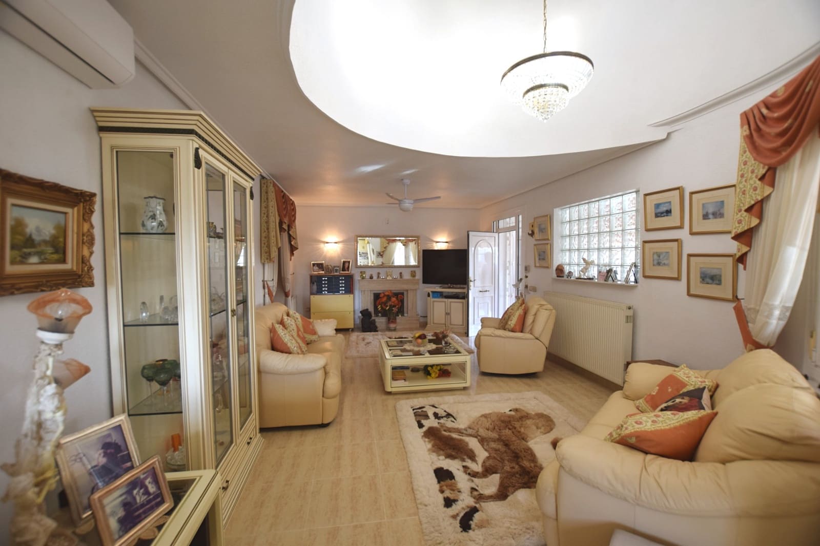 5 bedroom Villa for sale in Ciudad Quesada with pool - € 499,000 (Ref: 8670727)