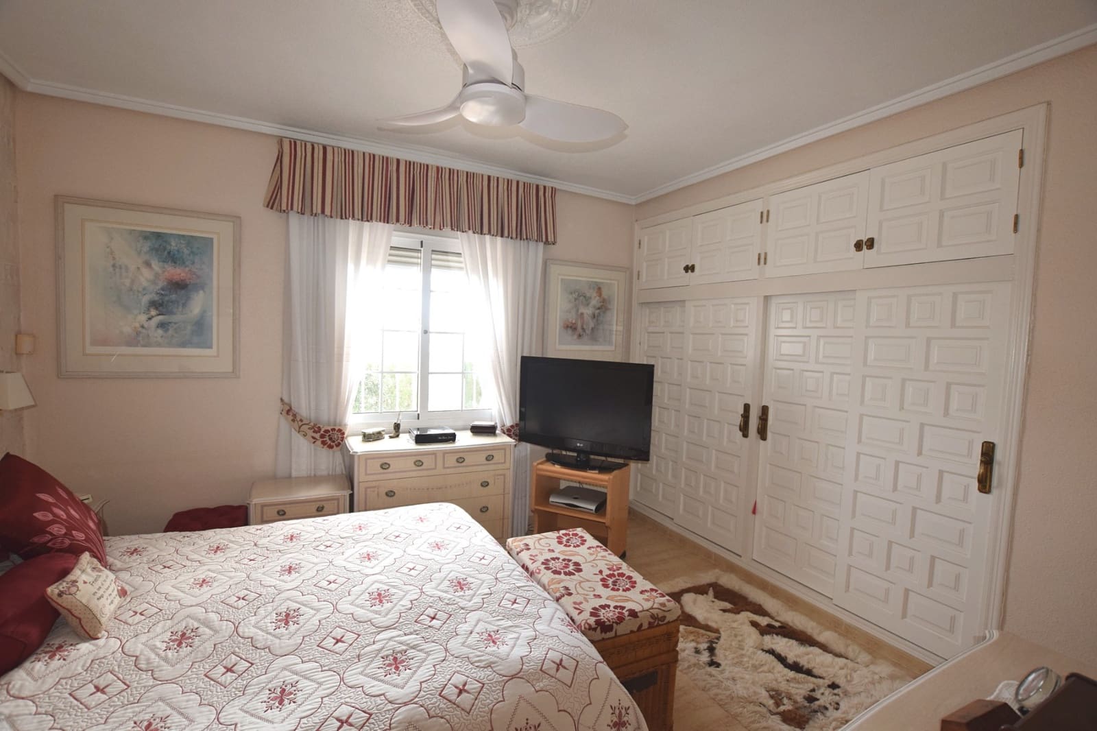 5 bedroom Villa for sale in Ciudad Quesada with pool - € 499,000 (Ref: 8670727)