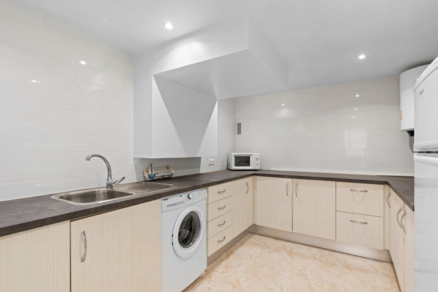 Chalet de 3 habitaciones en Torrevieja en venta con piscina - 395.000 € (Ref: 8788283)