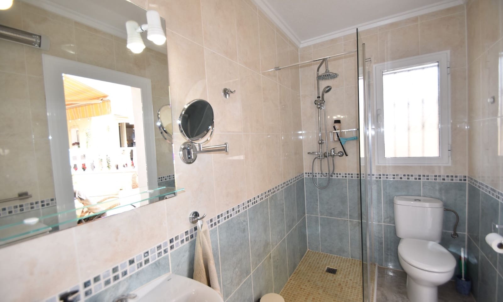 4 bedroom Villa for sale in Ciudad Quesada with pool - € 449,900 (Ref: 8866348)