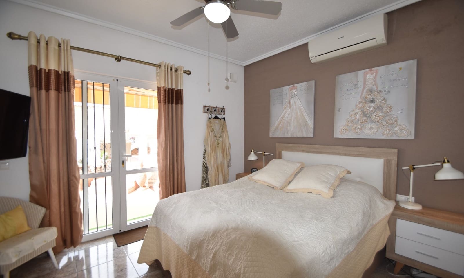 4 bedroom Villa for sale in Ciudad Quesada with pool - € 449,900 (Ref: 8866348)