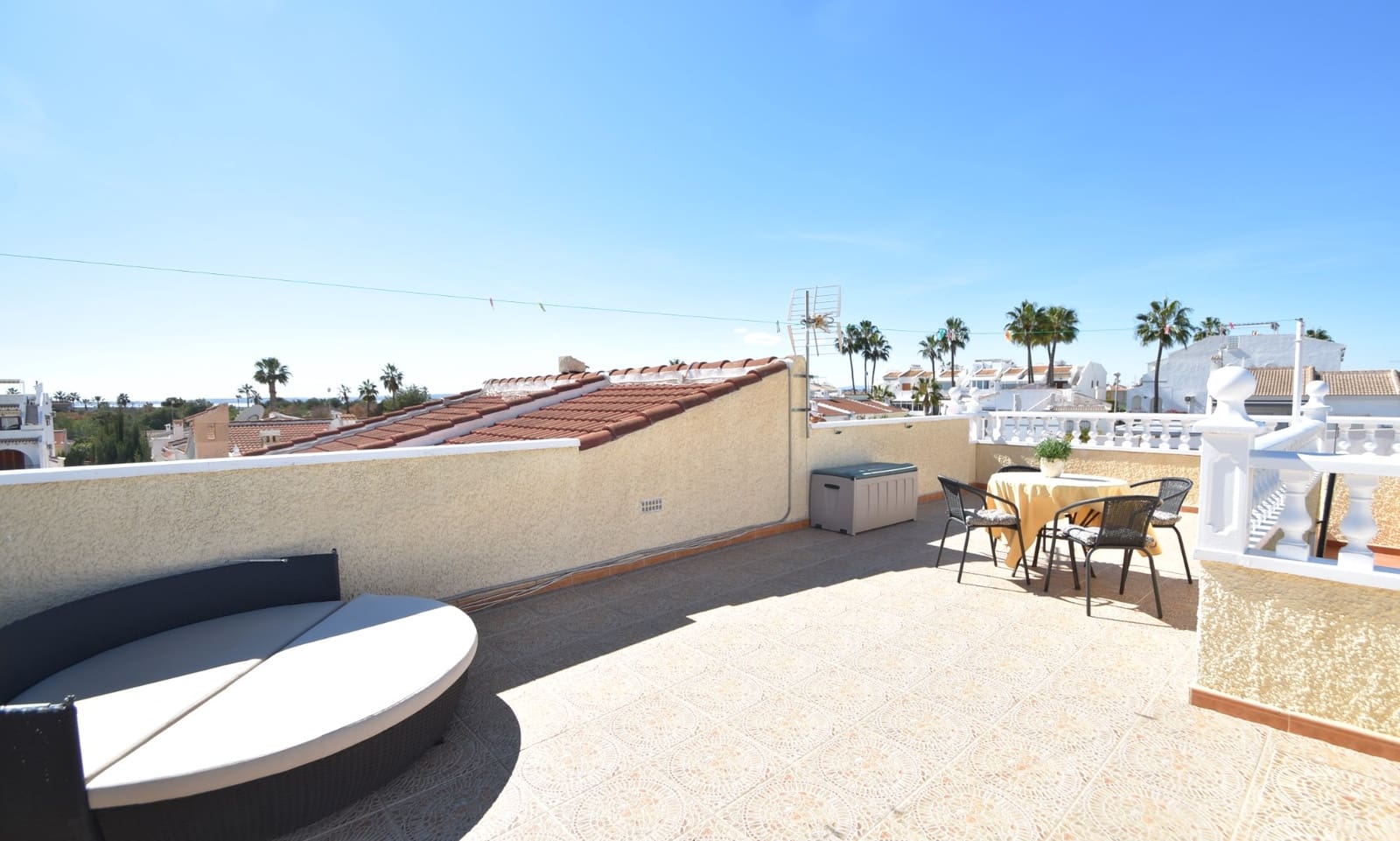 4 bedroom Villa for sale in Ciudad Quesada with pool - € 449,900 (Ref: 8866348)