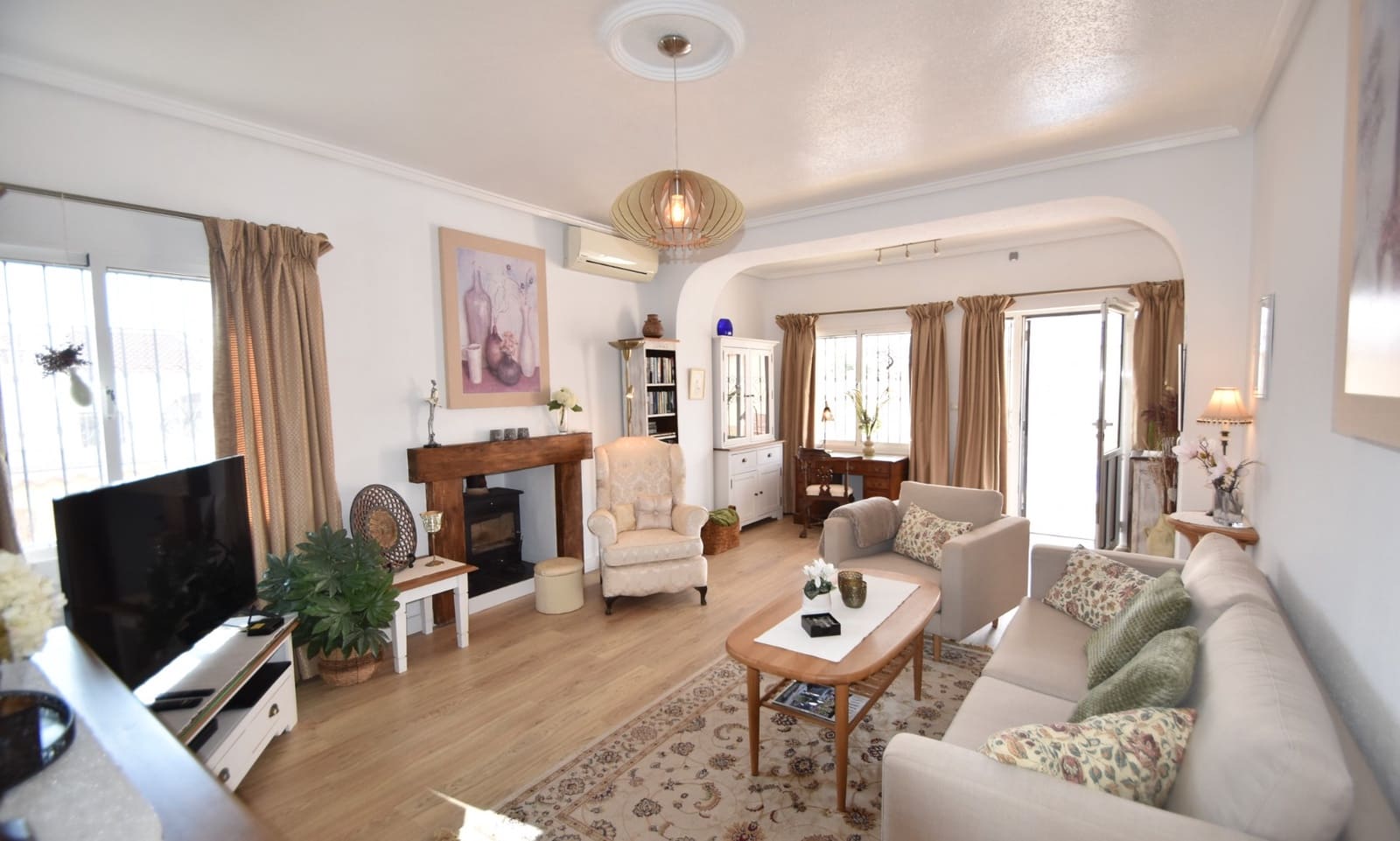 4 bedroom Villa for sale in Ciudad Quesada with pool - € 449,900 (Ref: 8866348)