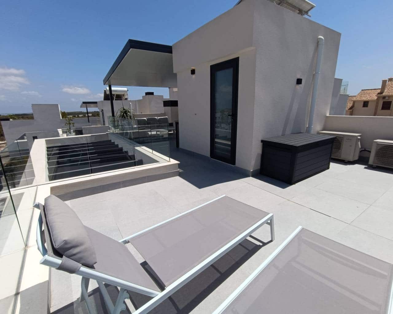 3 sypialnia Willa na sprzedaż w Algorfa z basenem garażem - 519 995 € (Ref: 8878613)