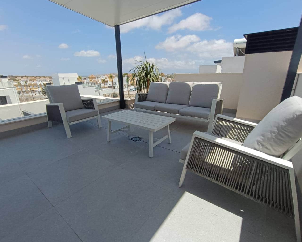 3 sypialnia Willa na sprzedaż w Algorfa z basenem garażem - 519 995 € (Ref: 8878613)