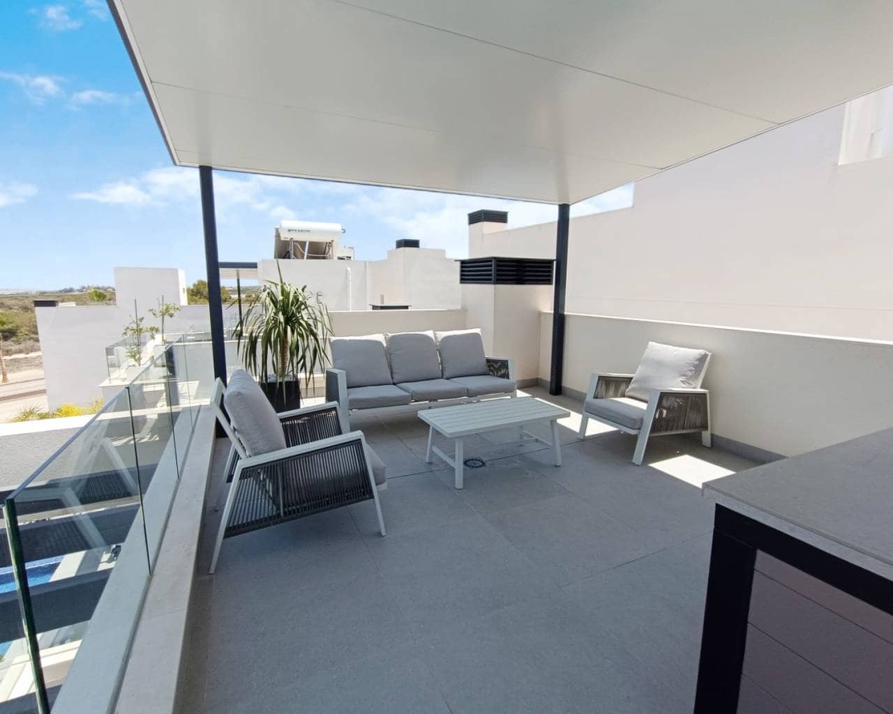 3 sypialnia Willa na sprzedaż w Algorfa z basenem garażem - 519 995 € (Ref: 8878613)