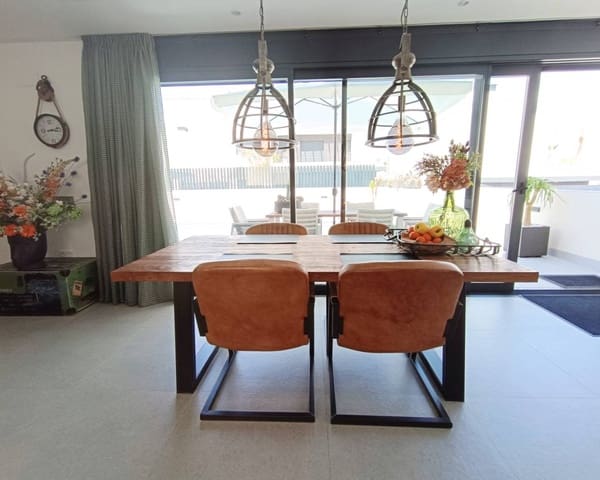 3 sypialnia Willa na sprzedaż w Algorfa z basenem garażem - 519 995 € (Ref: 8878613)