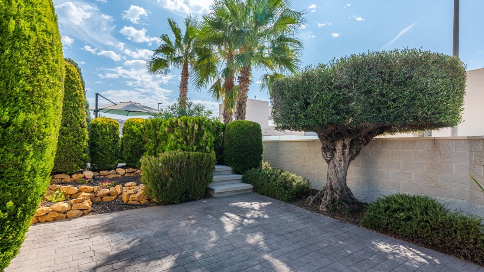 3 bedroom Villa for sale in Benijofar with pool - € 519,000 (Ref: 8886979)