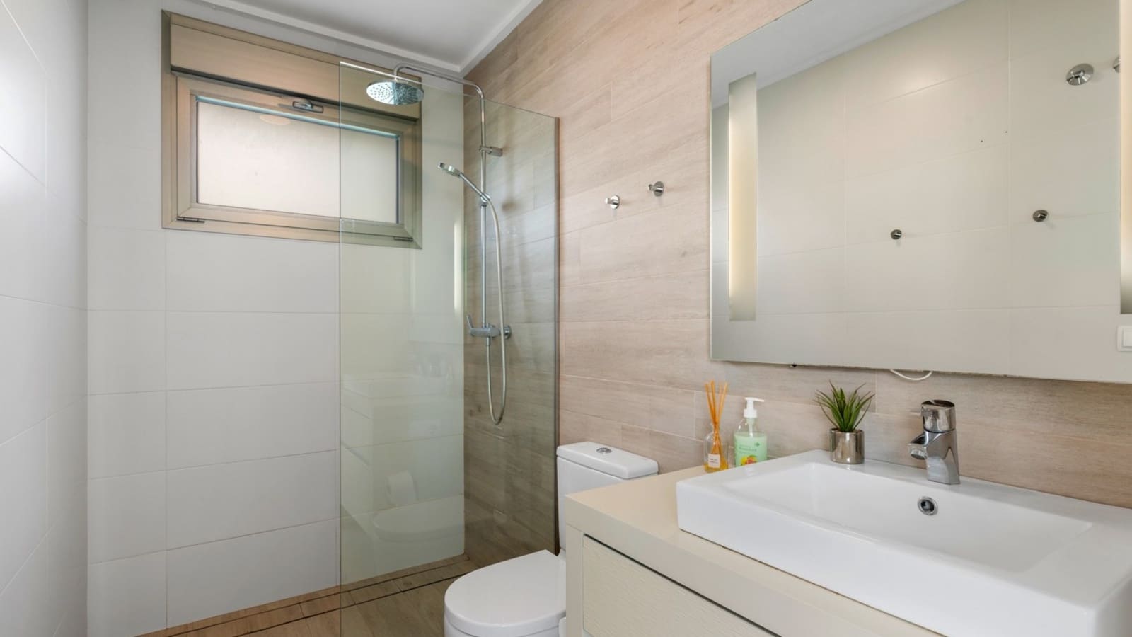 3 bedroom Villa for sale in Benijofar with pool - € 519,000 (Ref: 8886979)