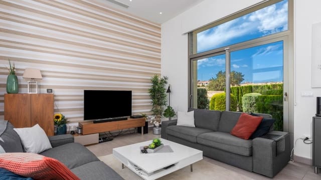 3 bedroom Villa for sale in Benijófar with pool - € 519,000 (Ref: 8886979)