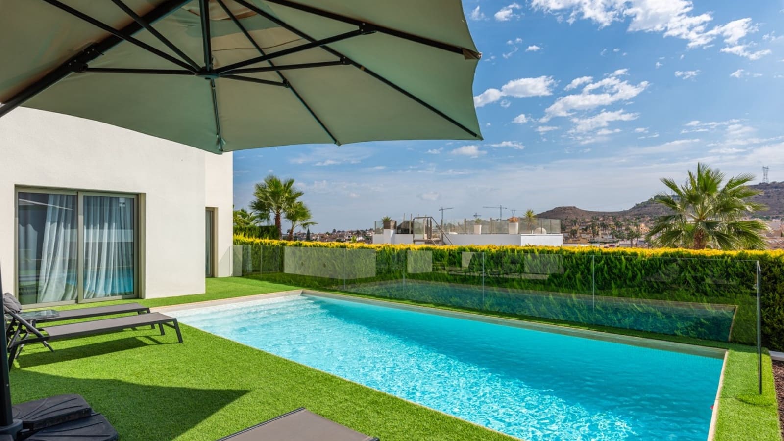 3 bedroom Villa for sale in Benijofar with pool - € 519,000 (Ref: 8886979)